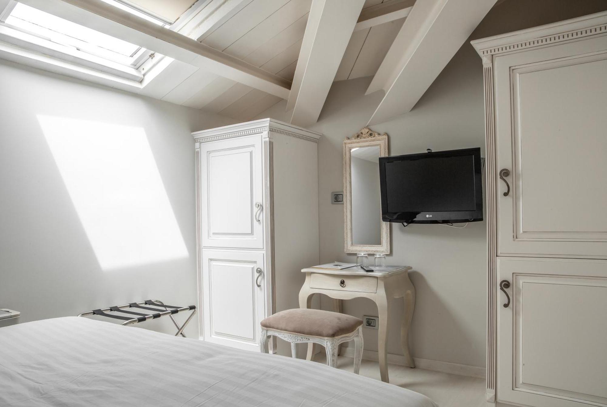 Micra Anglia Boutique Hotel & Spa Andros Town Luaran gambar